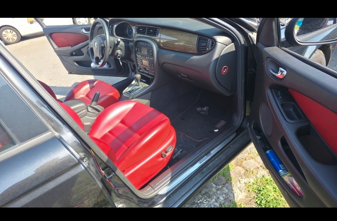 JAGUAR 3.0 V6 Sport-image-4