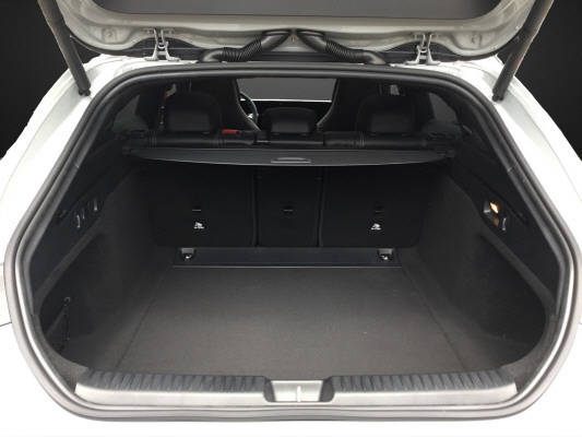 MERCEDES-BENZ CLA SB 220 4M 8G-DCT-image-11