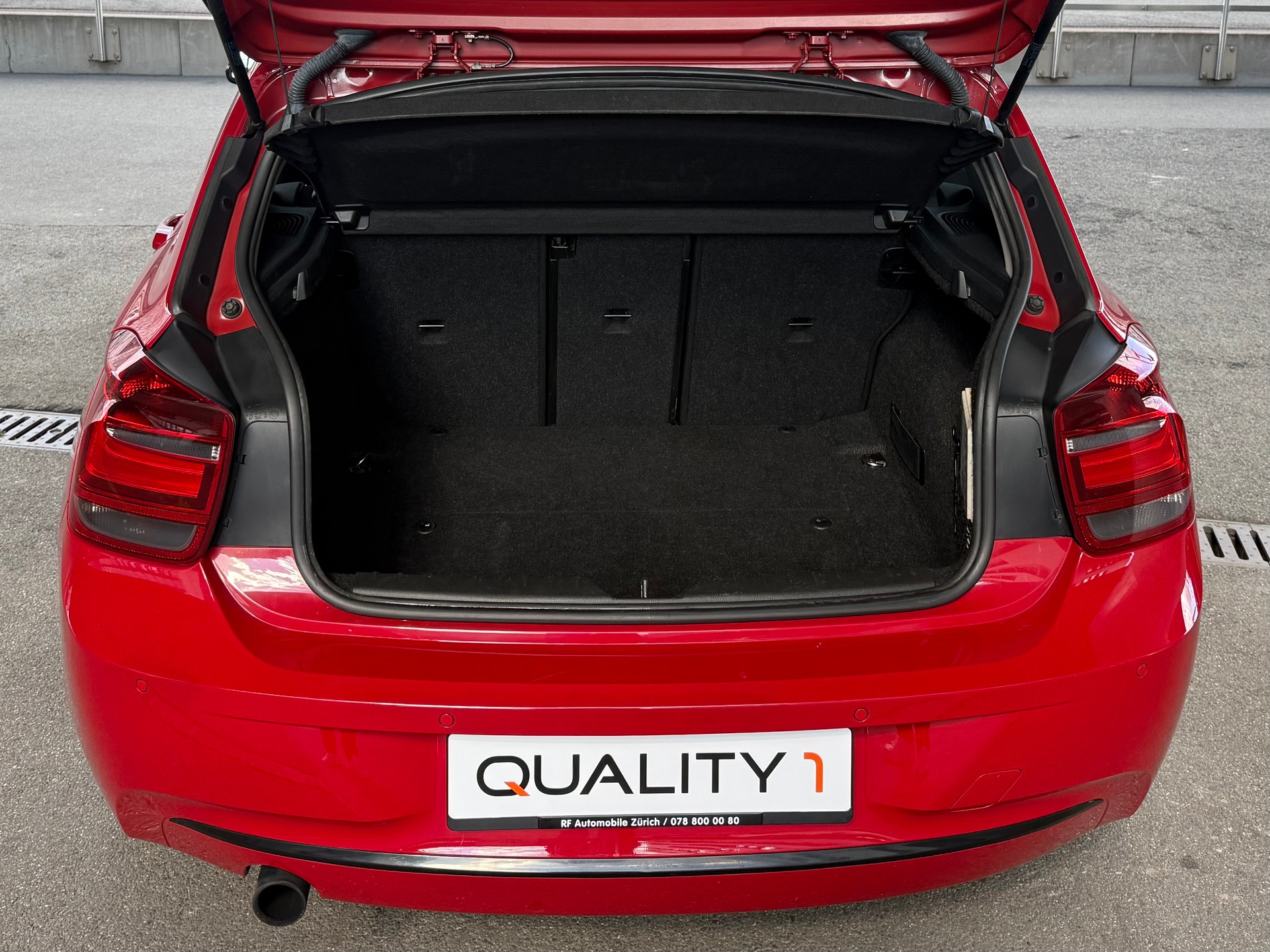 BMW 116i Sport Line-image-7