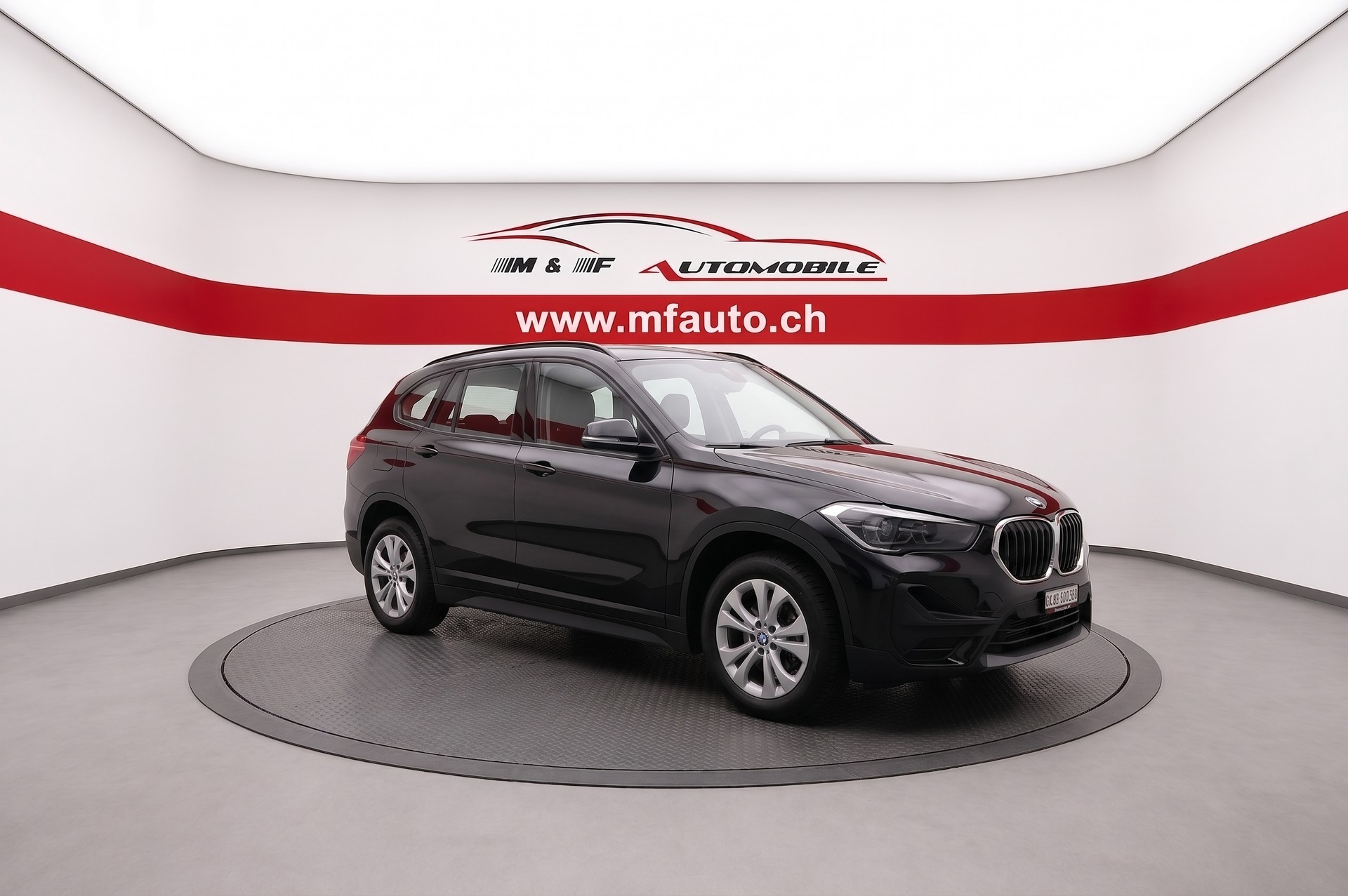 BMW X1 25e xDrive * CH FAHRZEUG *-image-1