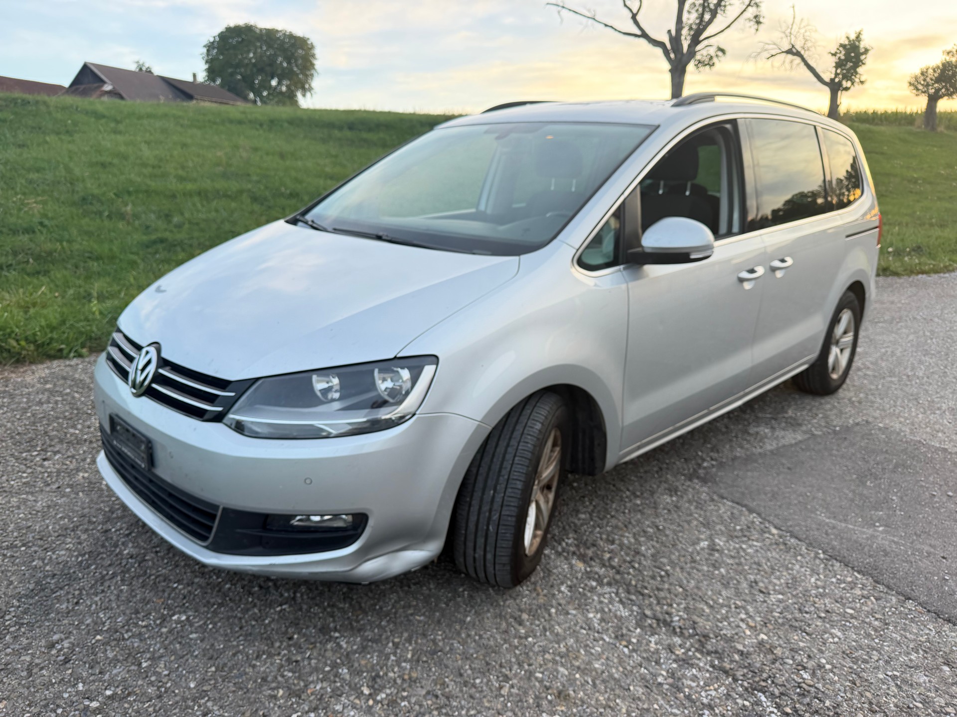 VW Sharan 1.4 TSI BlueMotion Technology Trendline-image-0