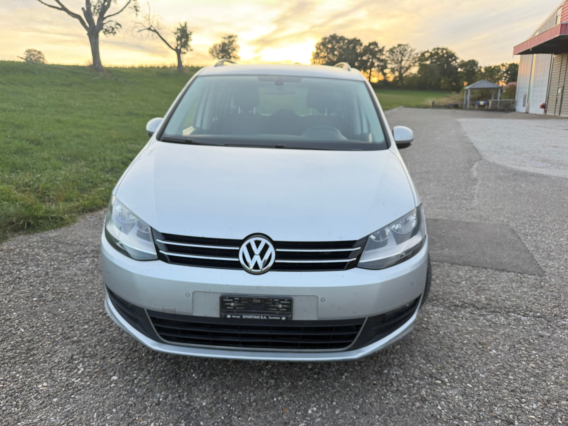 VW Sharan 1.4 TSI BlueMotion Technology Trendline-image-1