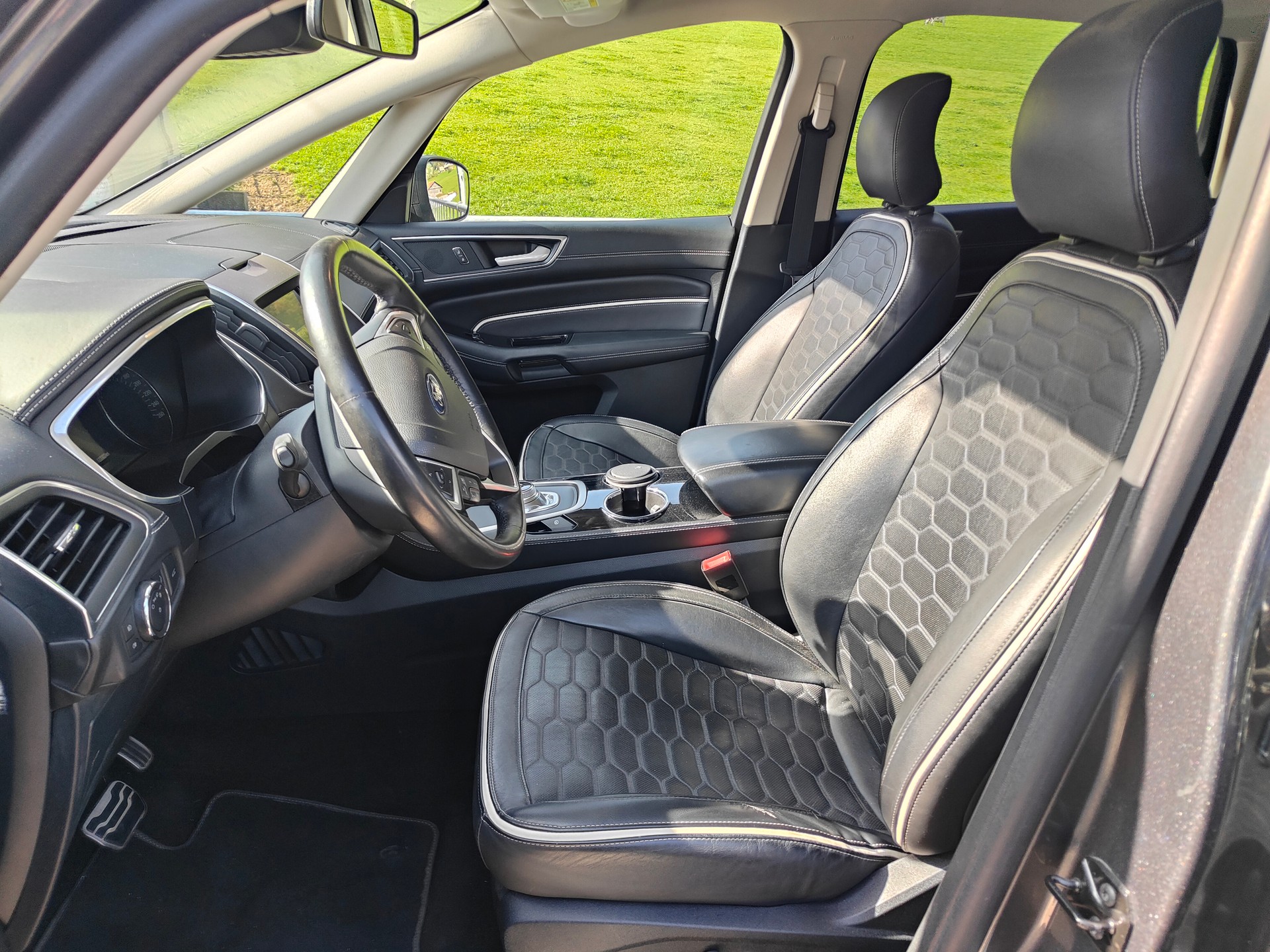 FORD S-Max 2.0 TDCi Vignale AWD Automatic-image-4