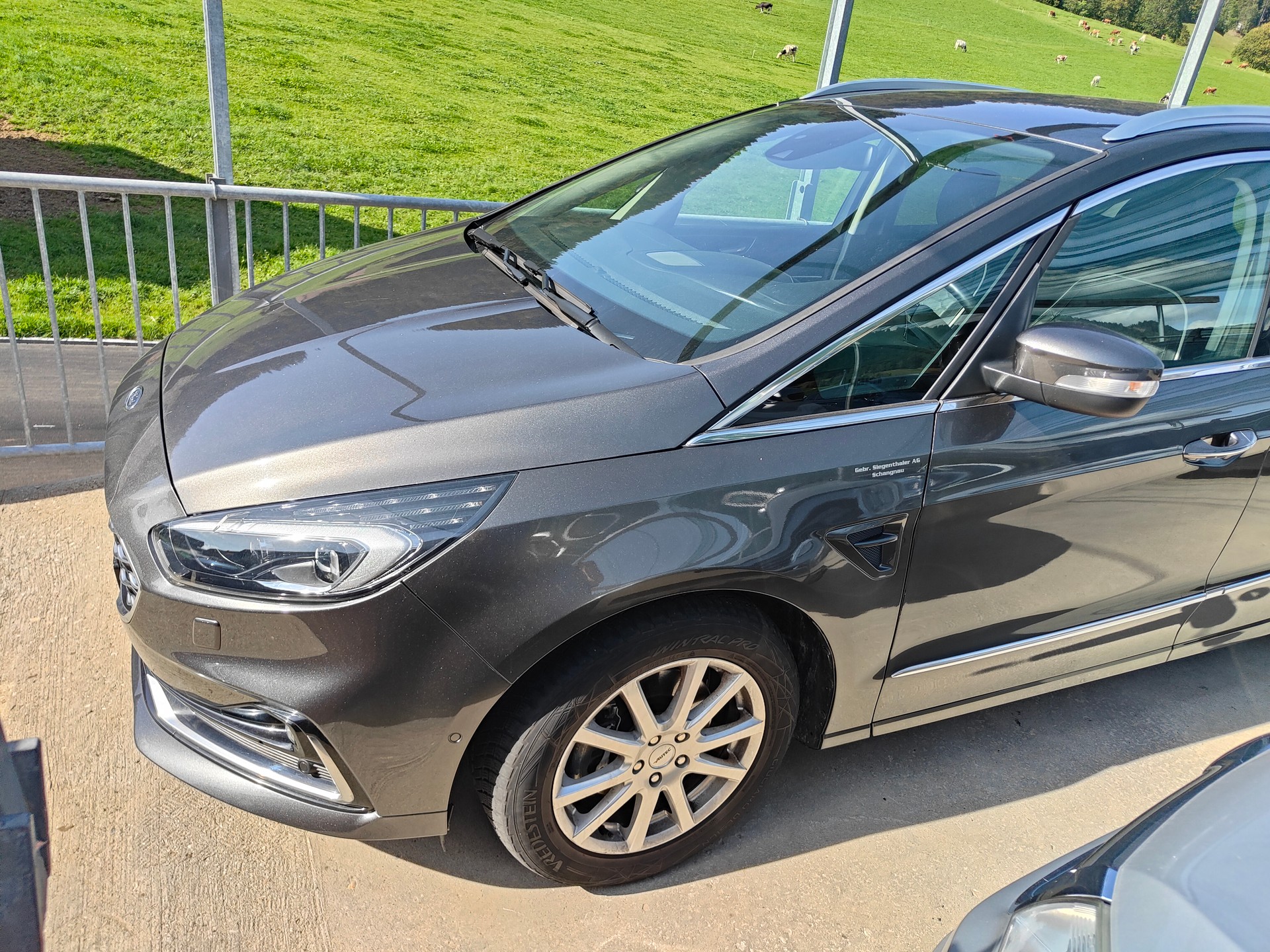 FORD S-Max 2.0 TDCi Vignale AWD Automatic-image-2