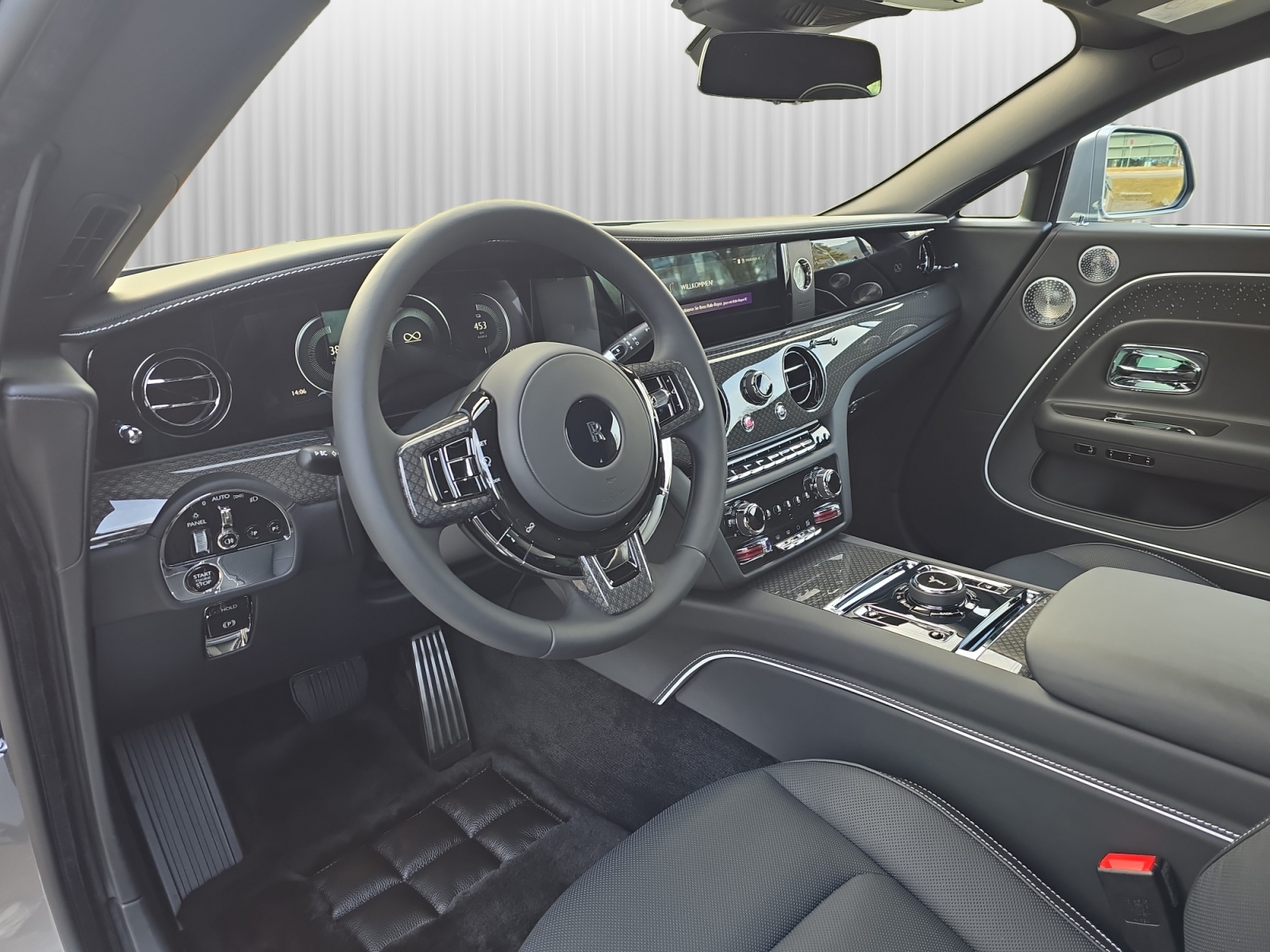 ROLLS-ROYCE Spectre - Black Badge-image-9