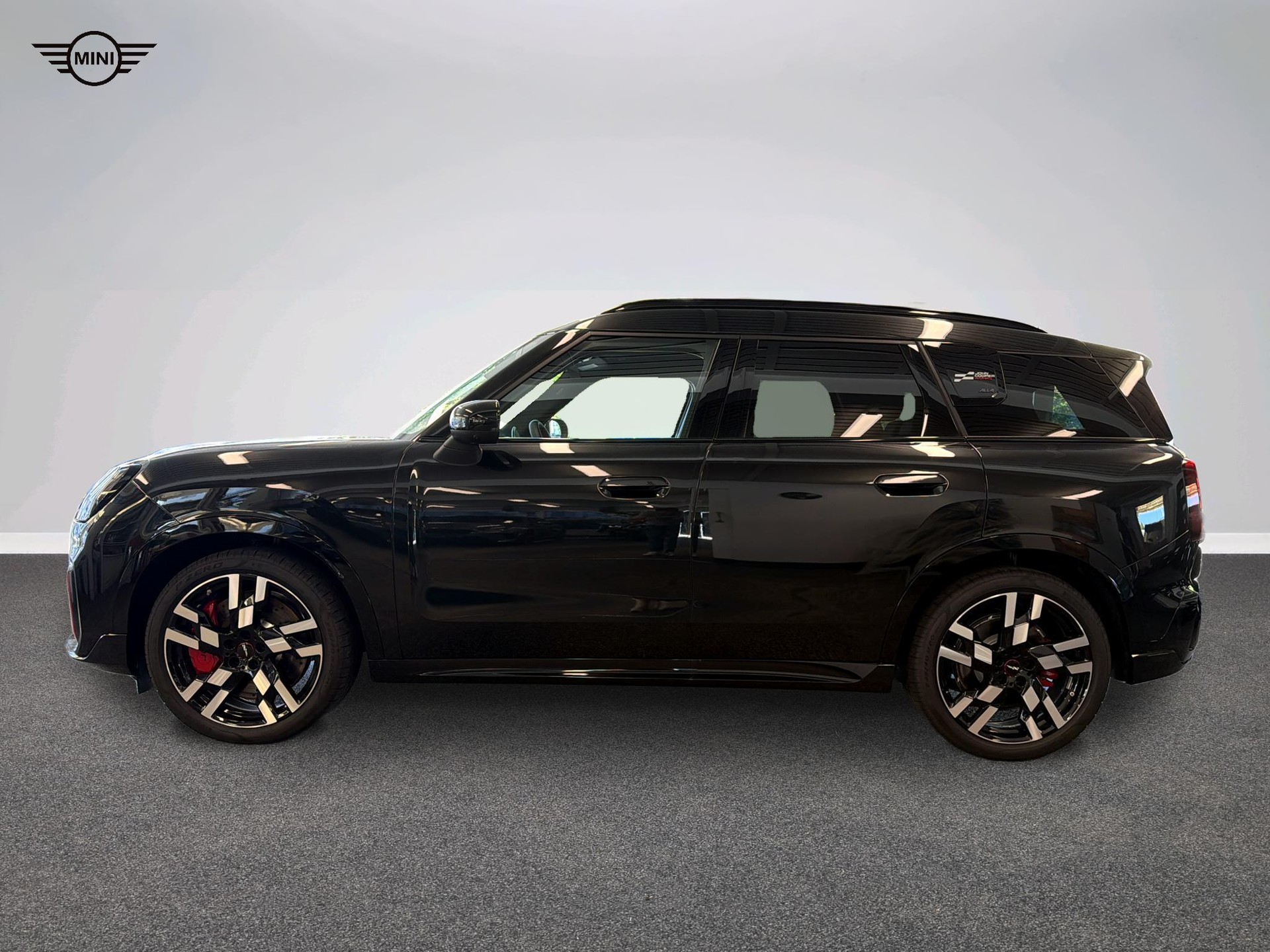MINI John Cooper Works Countryman ALL4-image-1