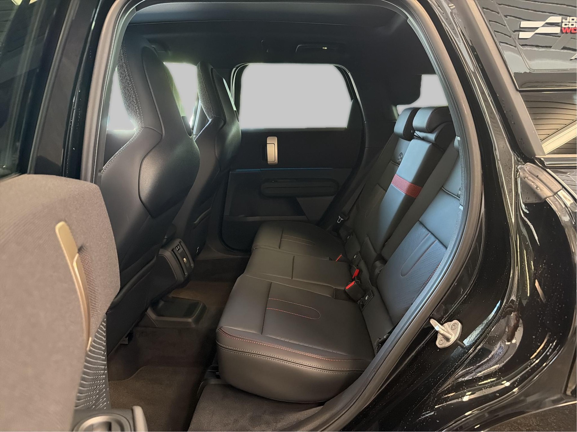 MINI John Cooper Works Countryman ALL4-image-16