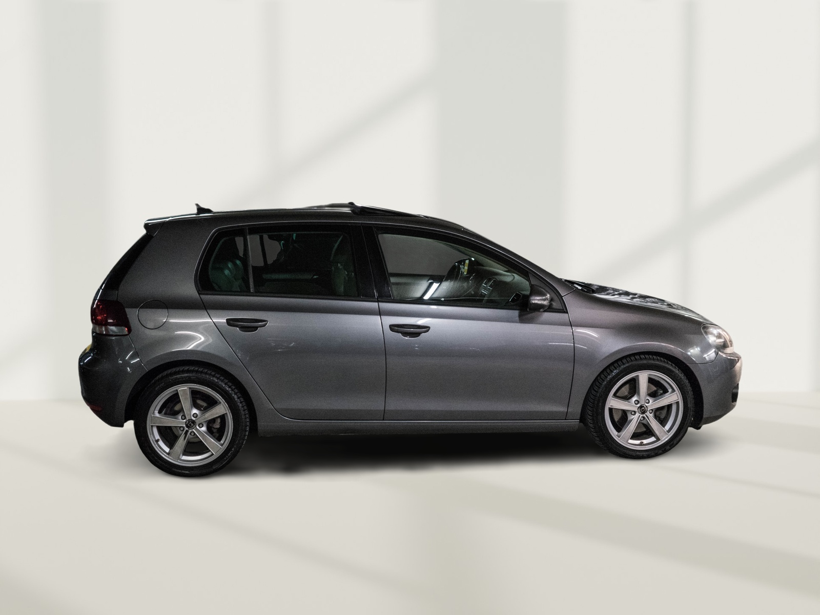VW Golf VI 1.4 TSI Highline DSG STANDHEIZUNG & AHK-image-7