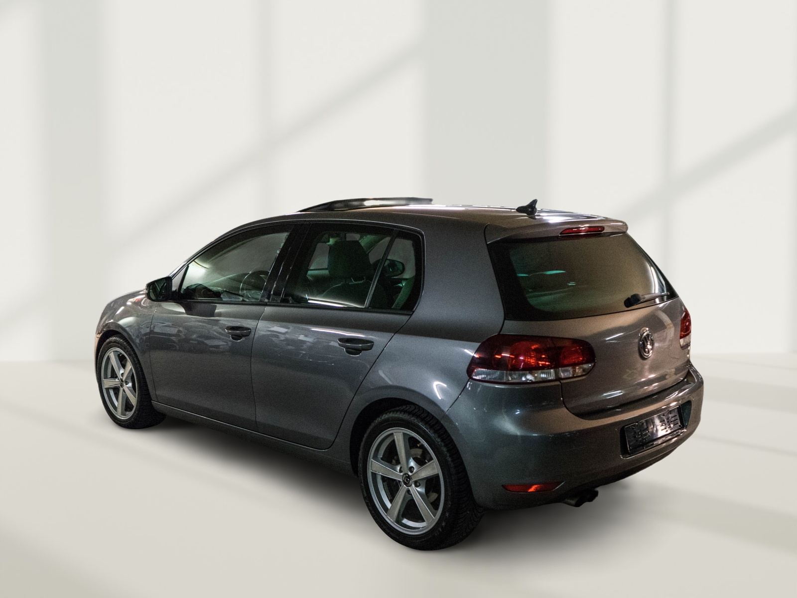 VW Golf VI 1.4 TSI Highline DSG STANDHEIZUNG & AHK-image-5