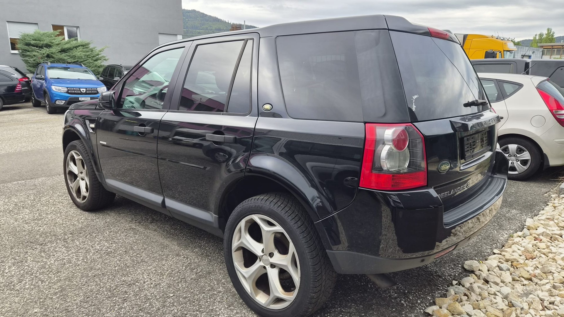 LAND ROVER Freelander 2.2 TD4 E Automatic-image-13
