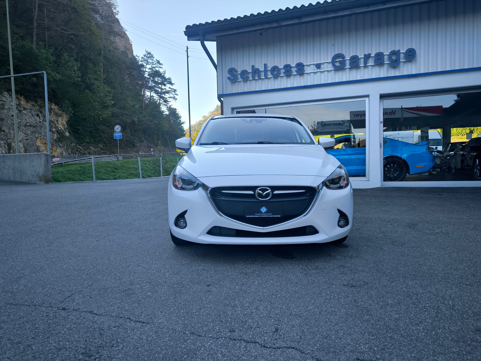 MAZDA 2 1.5i 16V Skyactiv-G Revolution Drive-image-3