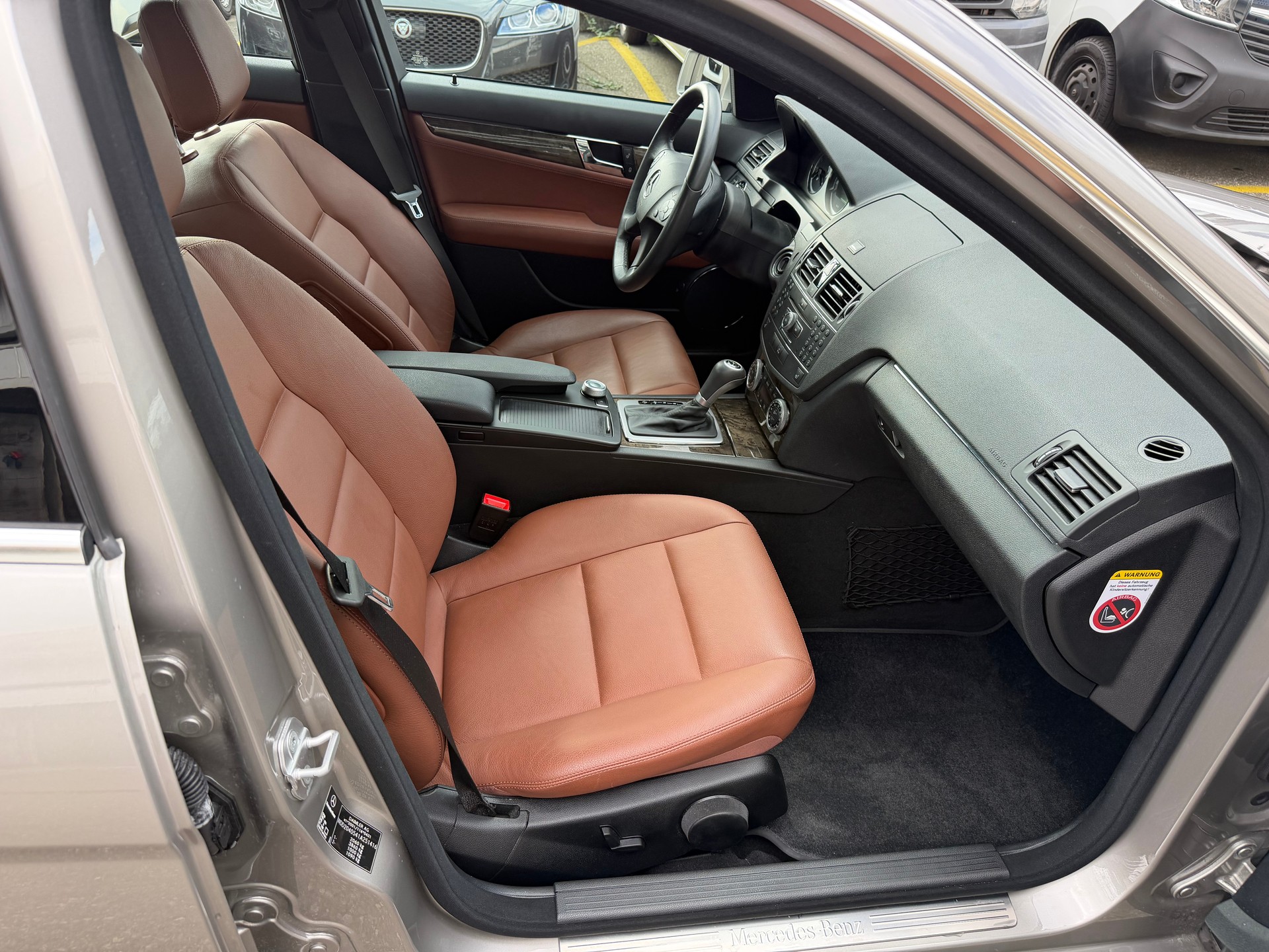 MERCEDES-BENZ C 300 (280) Avantgarde 7G-Tronic-image-8