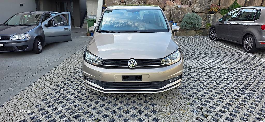 VW Touran 1.6 TDI BlueMotion Technology Family-image-1
