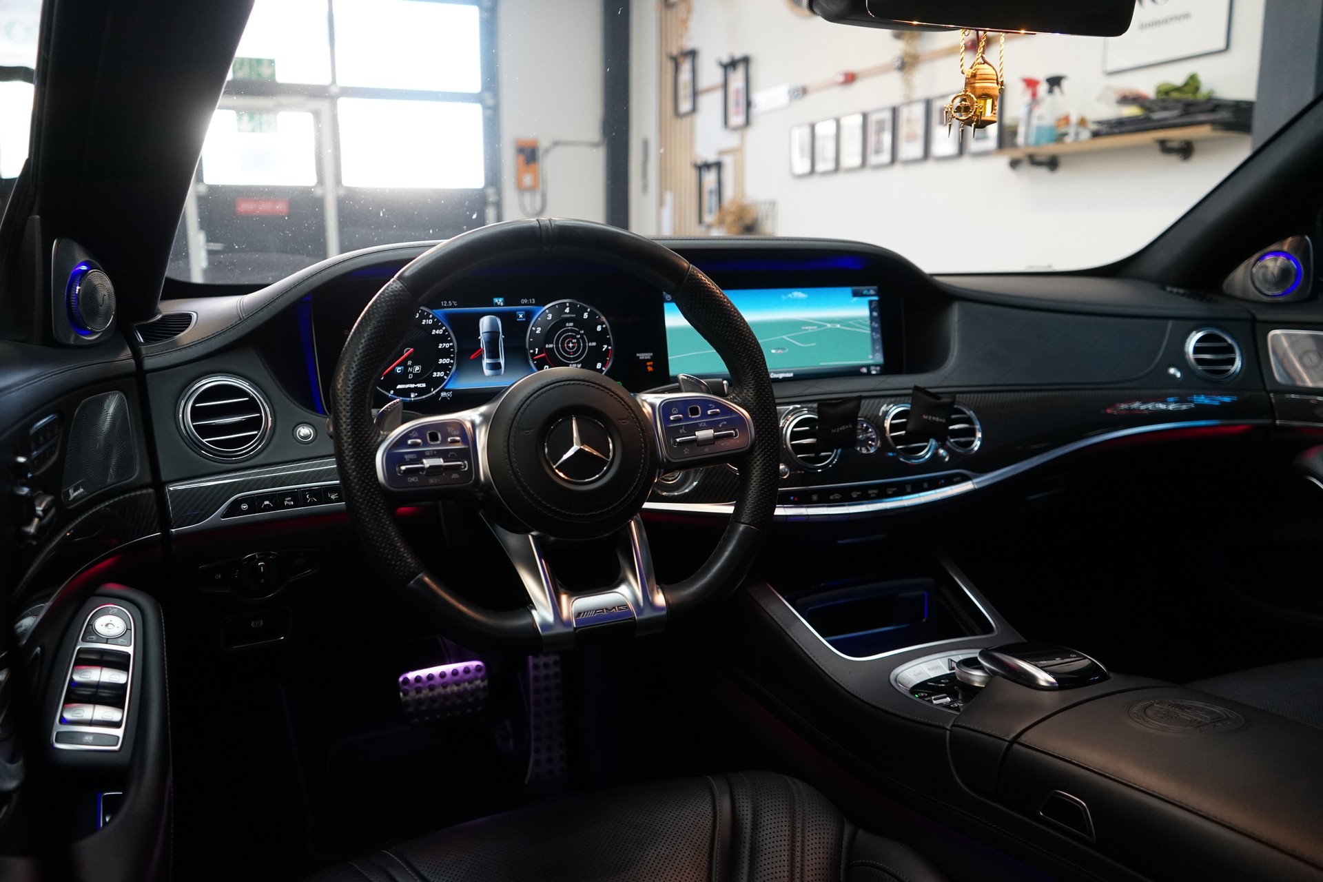 MERCEDES-BENZ S 63 AMG L 4Matic+ 9G-Tronic-image-6