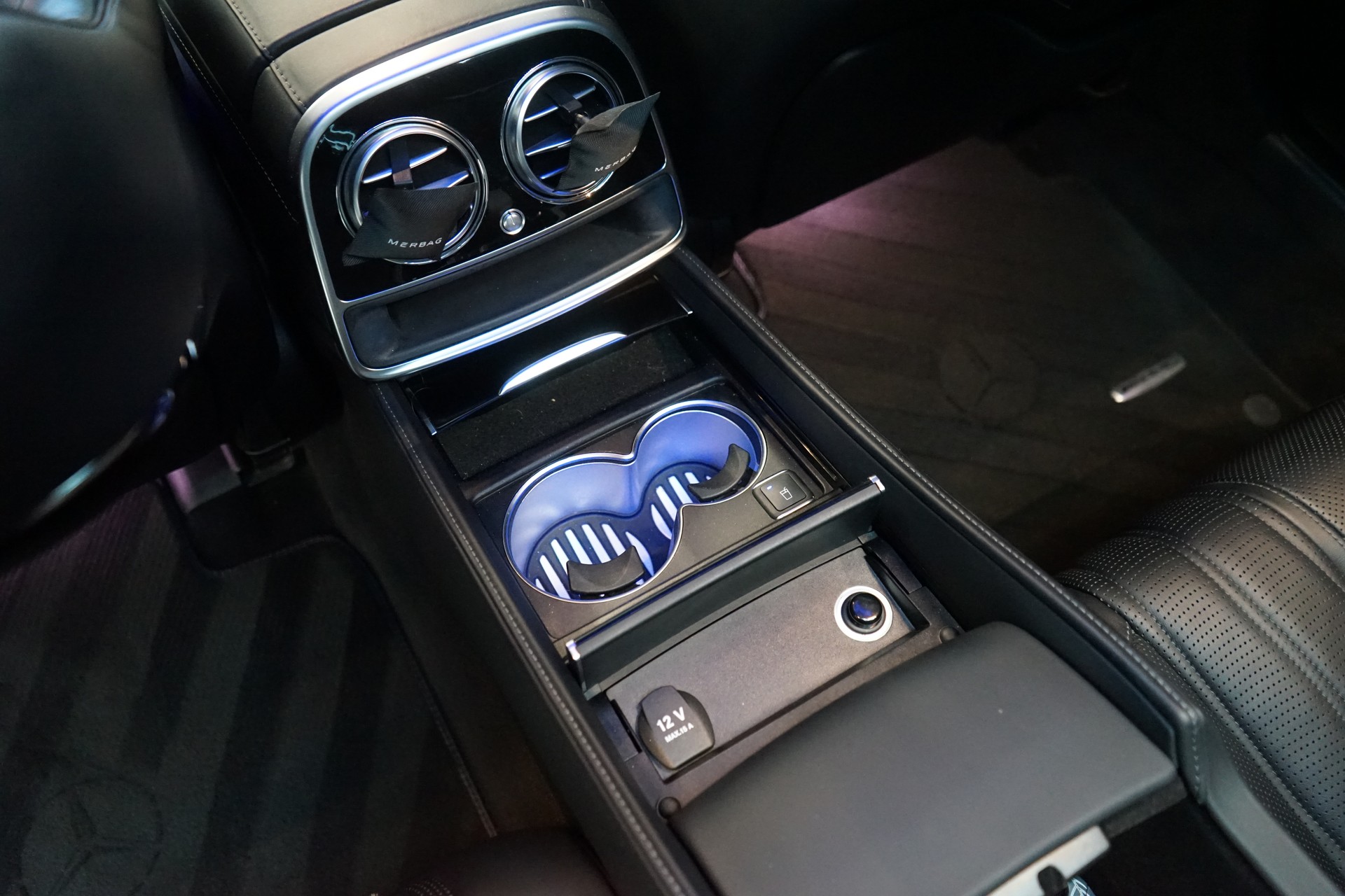 MERCEDES-BENZ S 63 AMG L 4Matic+ 9G-Tronic-image-26
