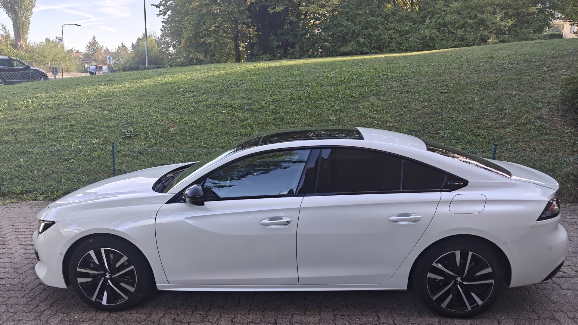 PEUGEOT GT Pack-image-1