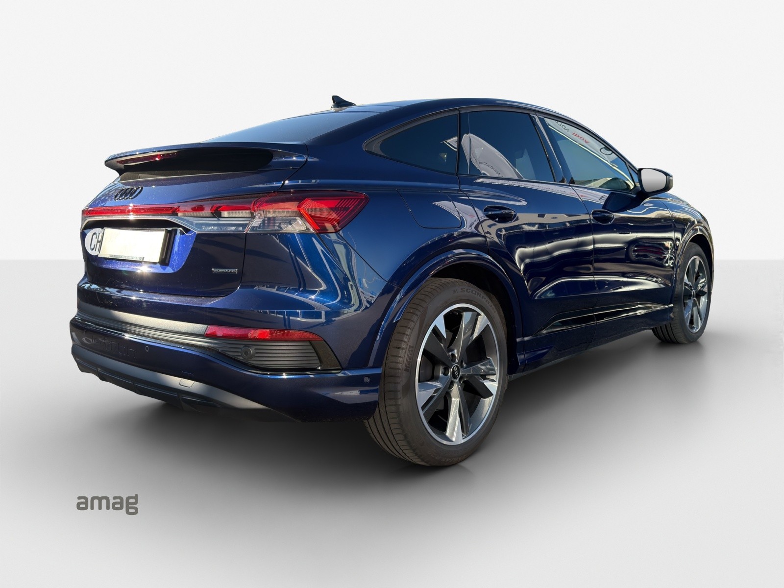 AUDI Q4 Sportback e-tron 50 quattro-image-4