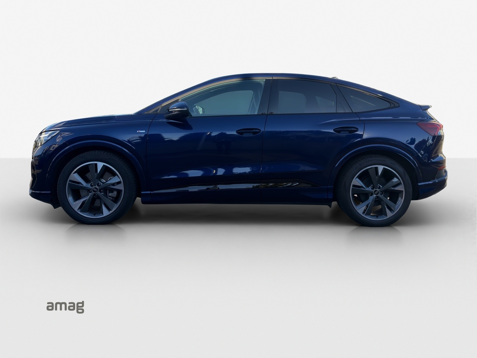 AUDI Q4 Sportback e-tron 50 quattro-image-1