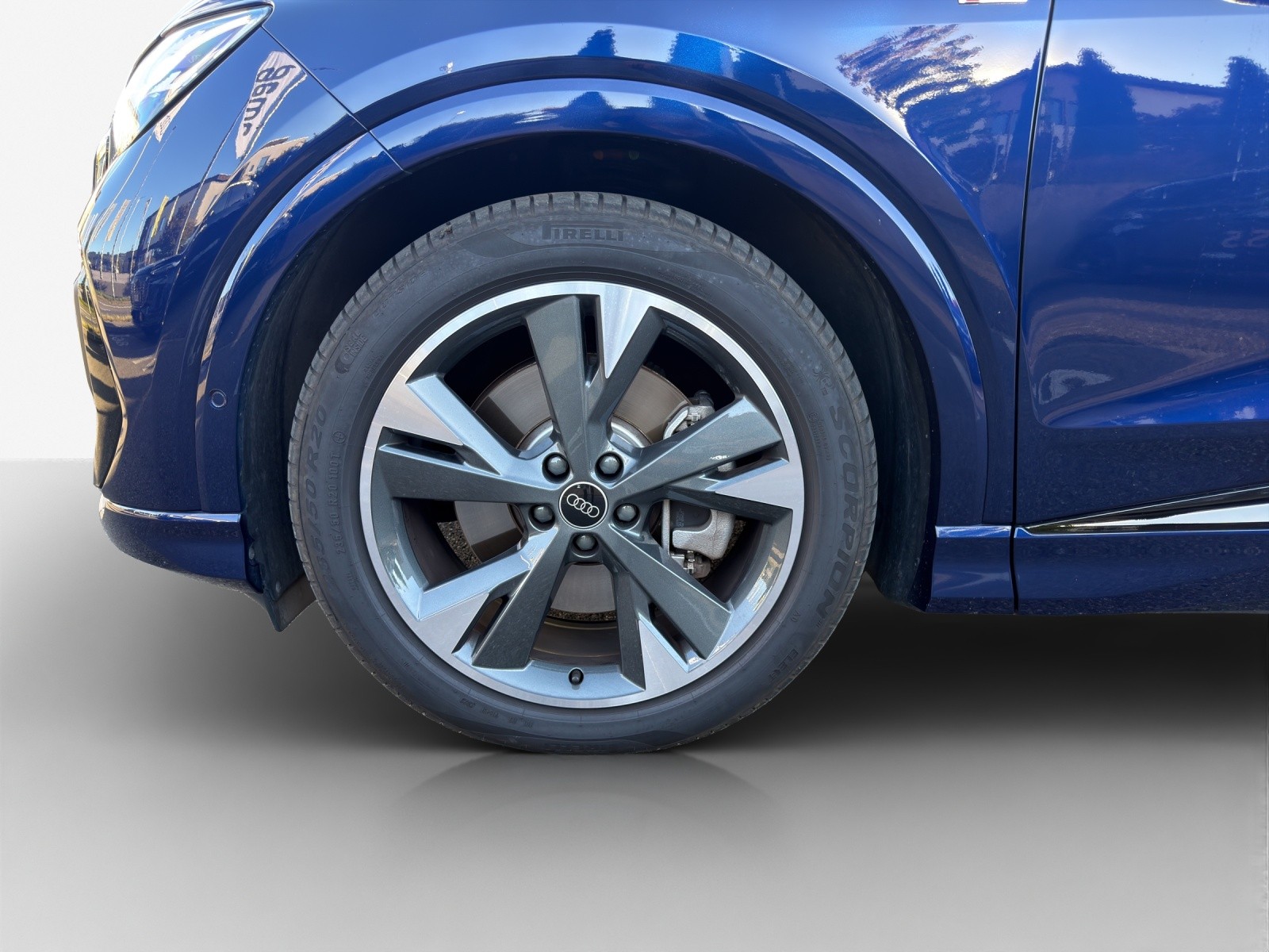 AUDI Q4 Sportback e-tron 50 quattro-image-13