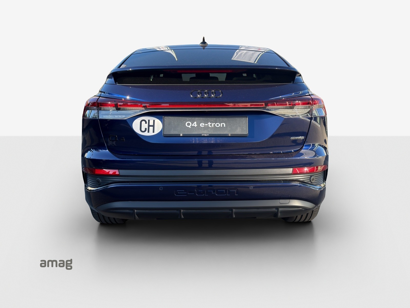 AUDI Q4 Sportback e-tron 50 quattro-image-3