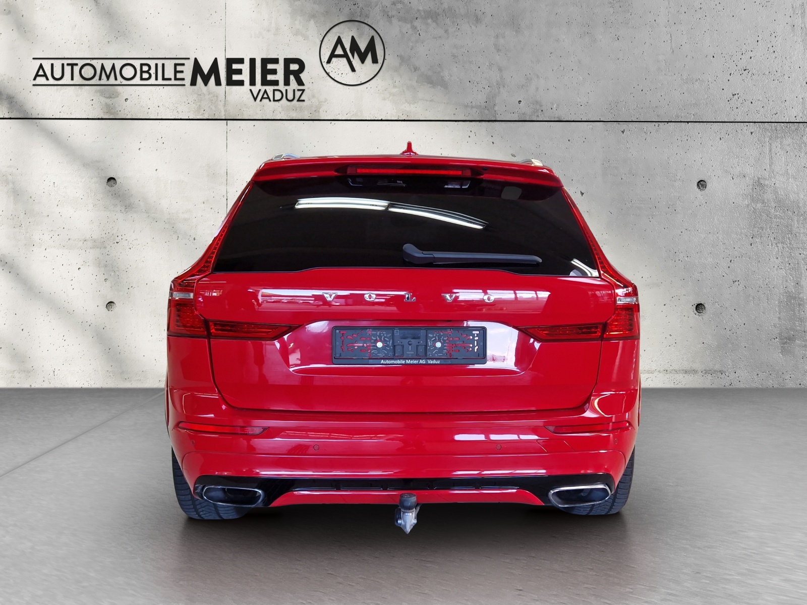 VOLVO XC60 2.0 T8 TE R-Design AWD-image-10