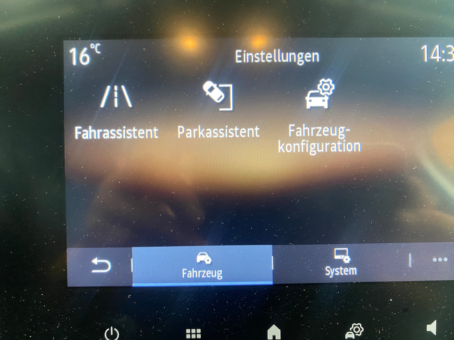 RENAULT Mégane Grandtour 1.5 dCi Business EDC-image-15