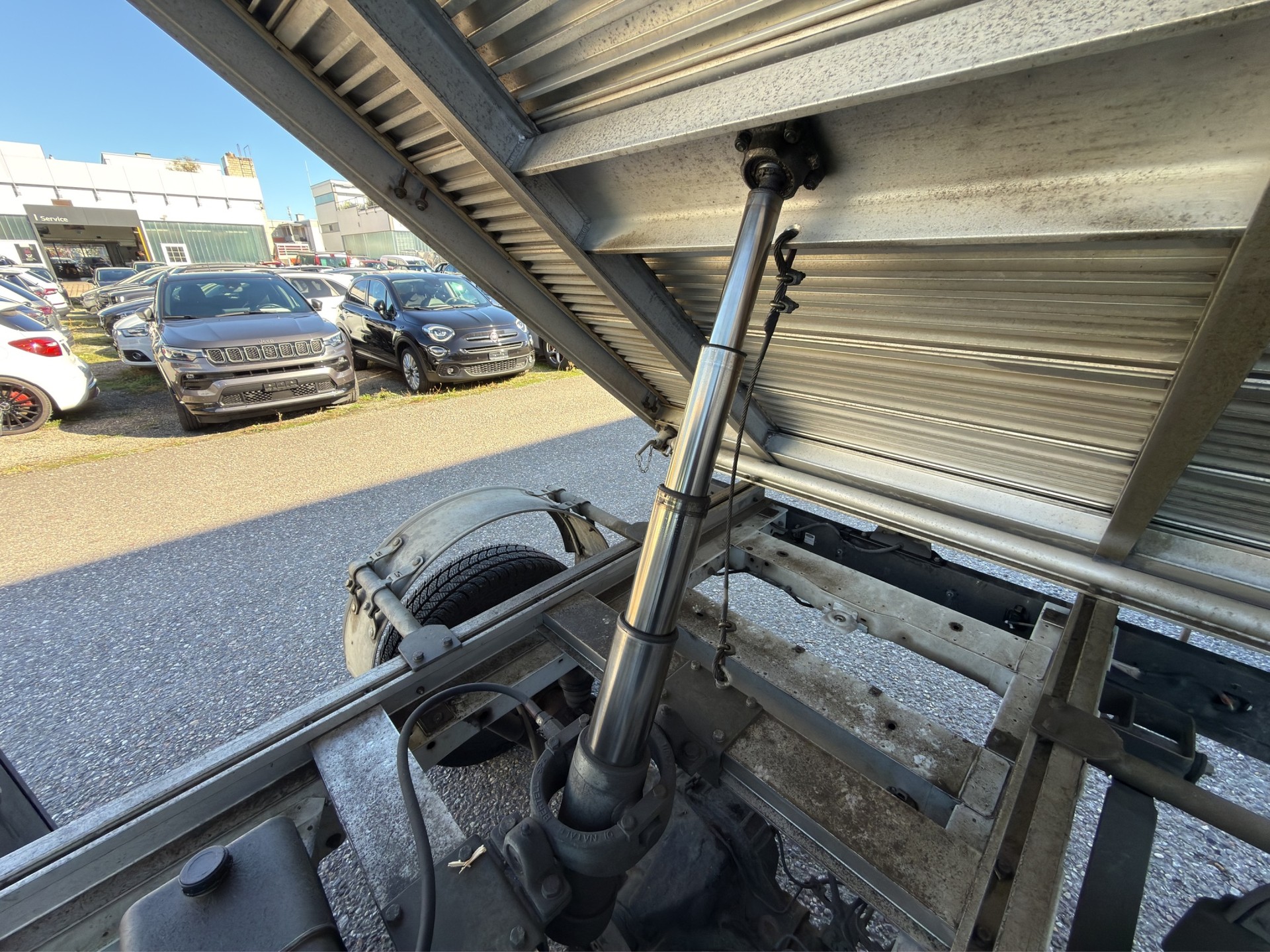 FORD Transit 350 L2 Trend 2.0 TDCi 170 RWD-image-9