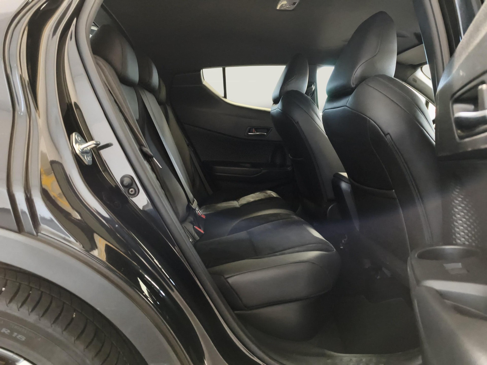 TOYOTA C-HR 2.0 VVTi HSD Move - Ruote invernali incluse-image-10