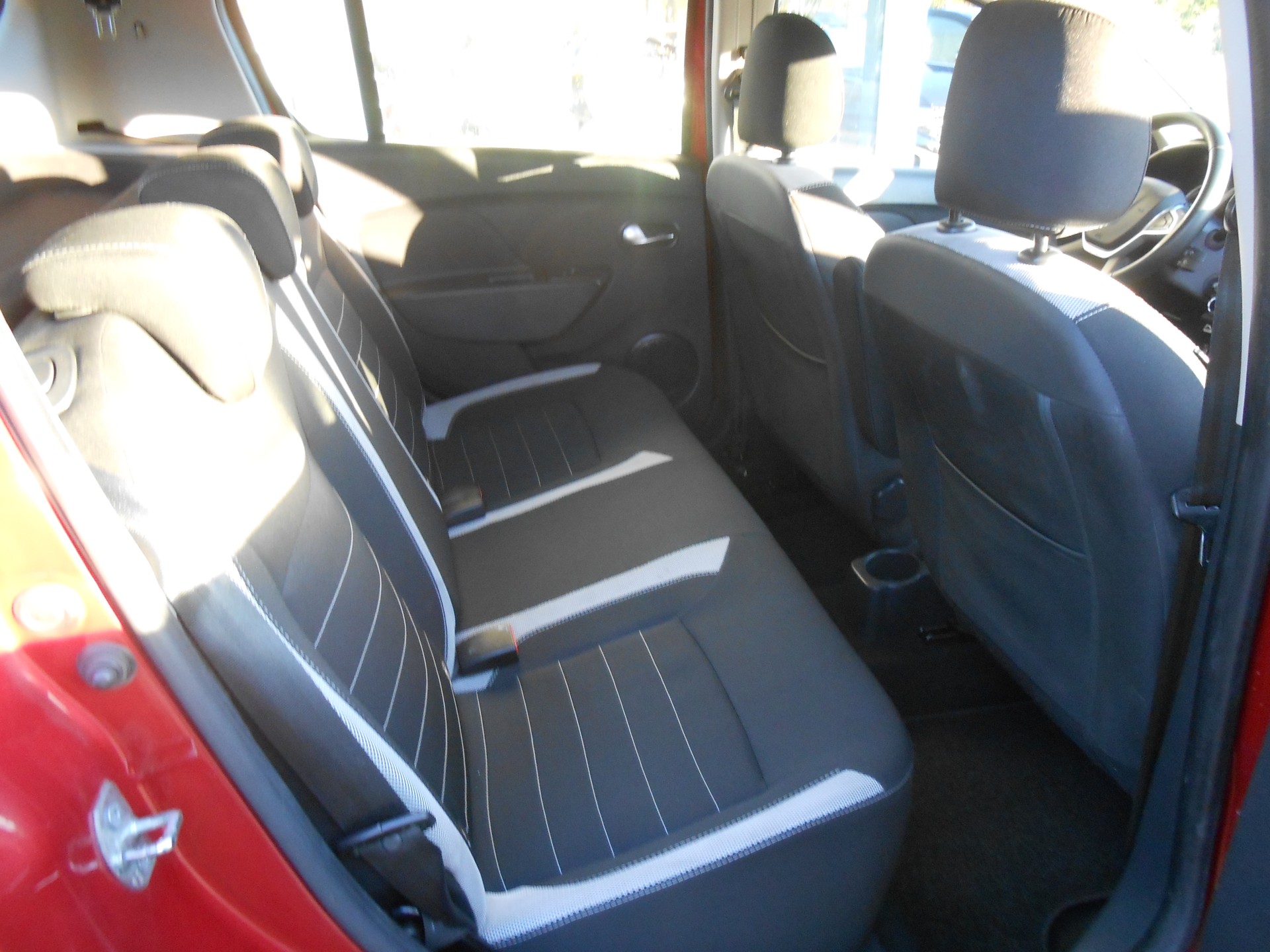 DACIA Sandero Tce 90 Stepway-image-7