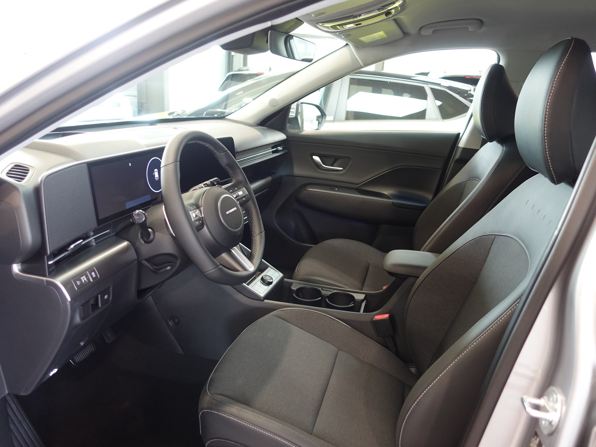 HYUNDAI Kona EV 65.4 kWh Amplia inkl. 4 Aluwinterräder-image-9