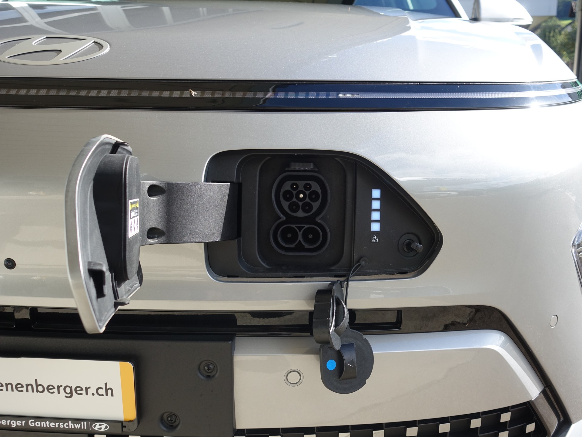 HYUNDAI Kona EV 65.4 kWh Amplia inkl. 4 Aluwinterräder-image-23