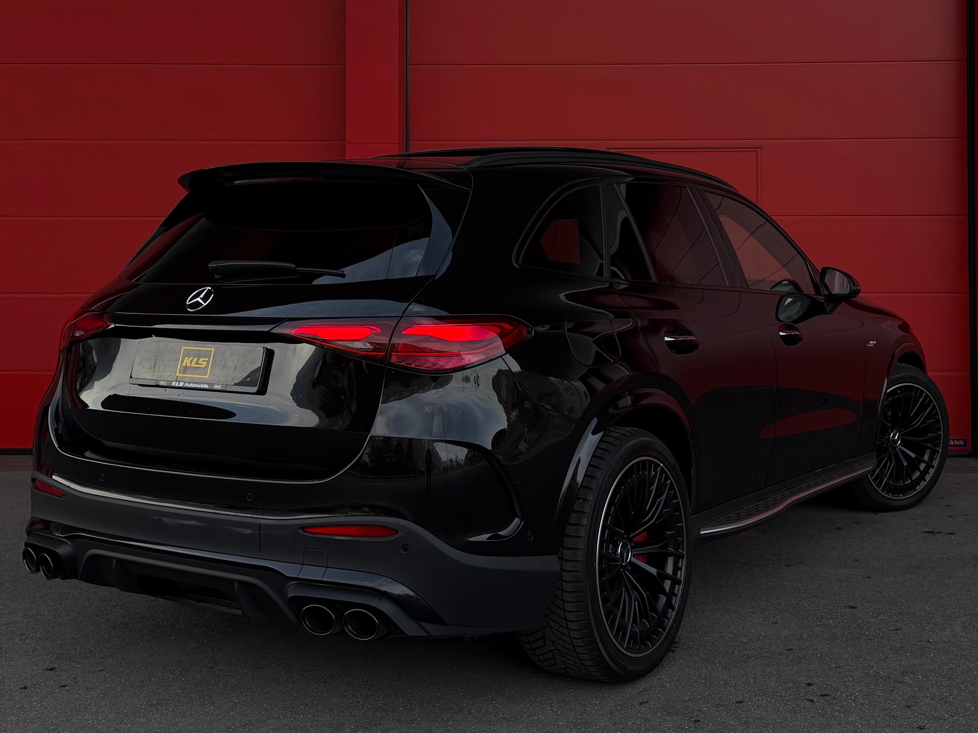 MERCEDES-BENZ GLC 43 AMG Executive Edition 4Matic 9G-Tronic-image-3