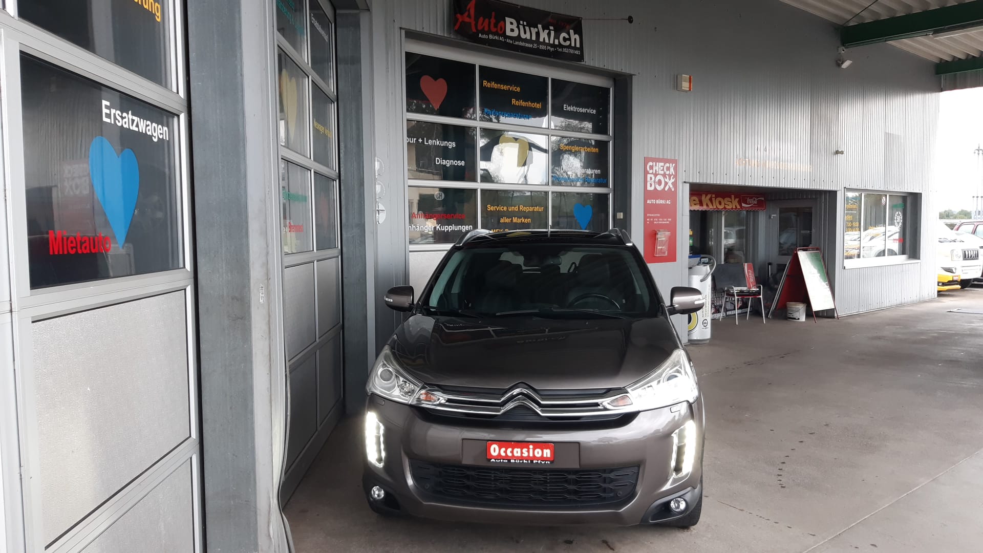 CITROEN C4 Aircross 1.8 HDi Exclusive 4WD-image-2