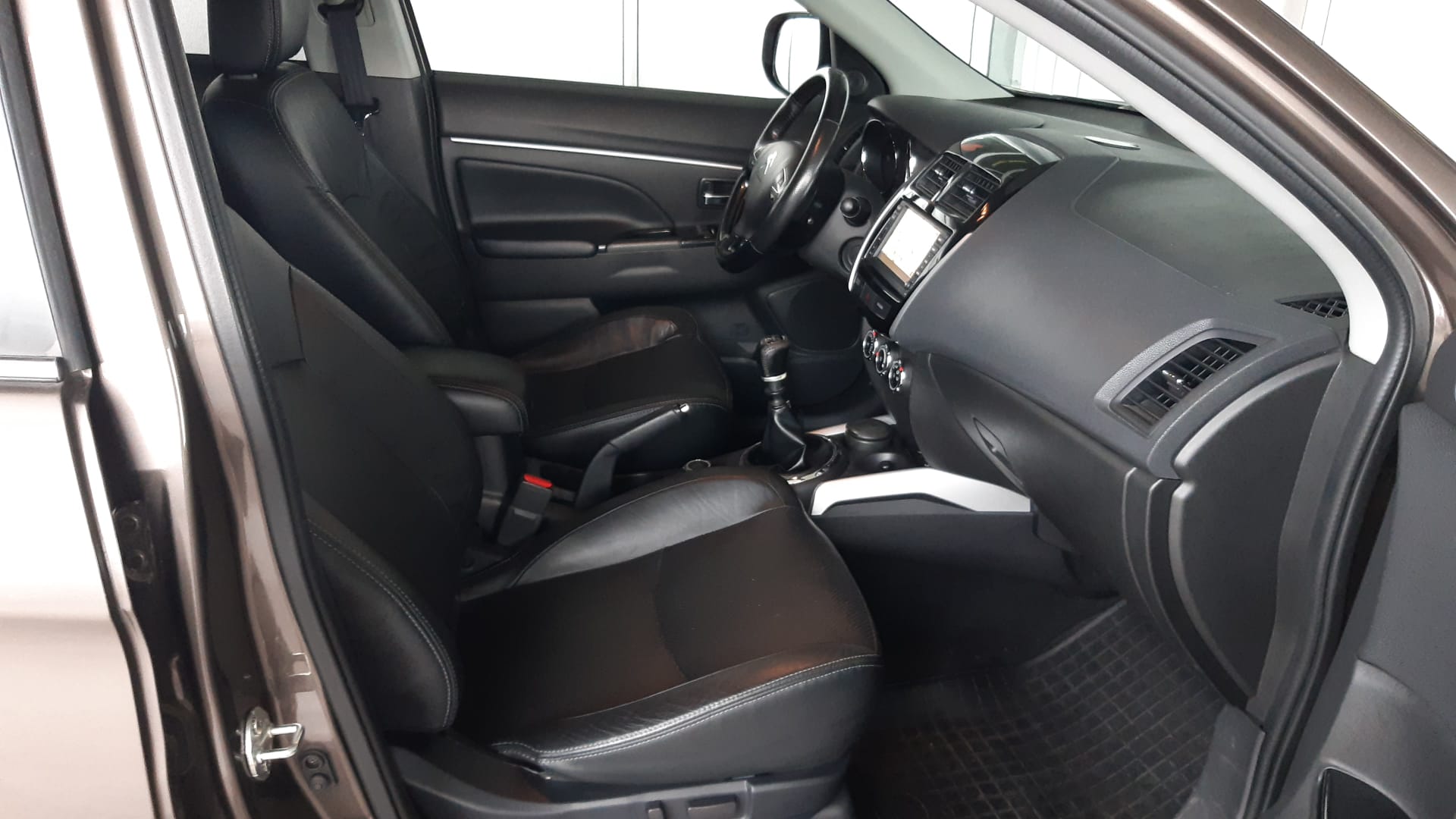 CITROEN C4 Aircross 1.8 HDi Exclusive 4WD-image-12