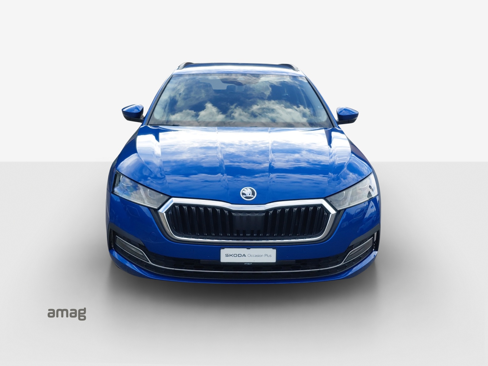SKODA Octavia Combi 1.5 TSI G-Tec DSG Style-image-6