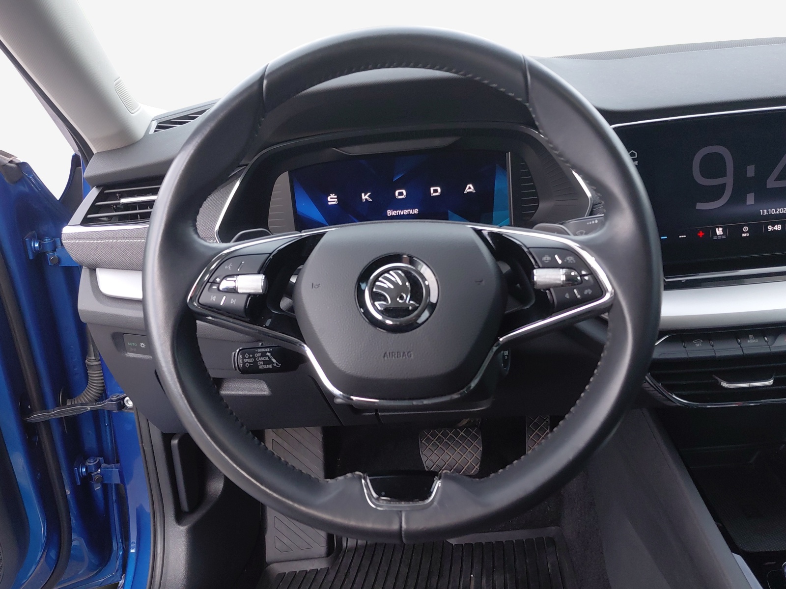 SKODA Octavia Combi 1.5 TSI G-Tec DSG Style-image-9