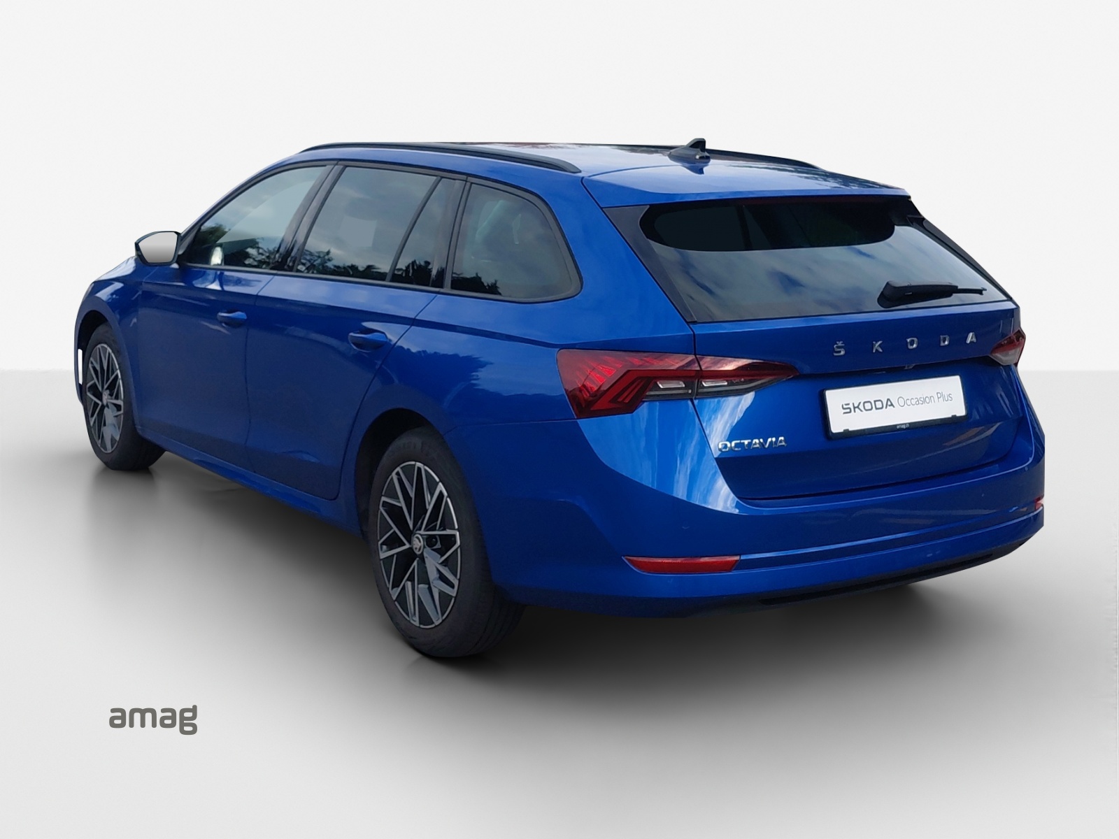 SKODA Octavia Combi 1.5 TSI G-Tec DSG Style-showroom-element-2