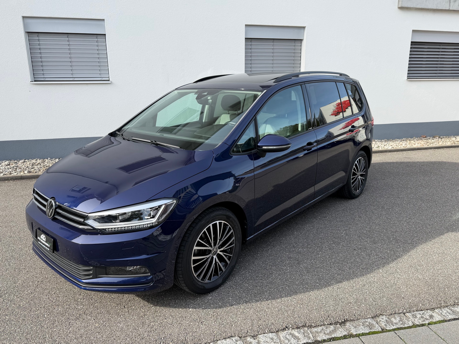 VW Touran 2.0 TDI BlueMotion Technology Comfortline DSG-image-10