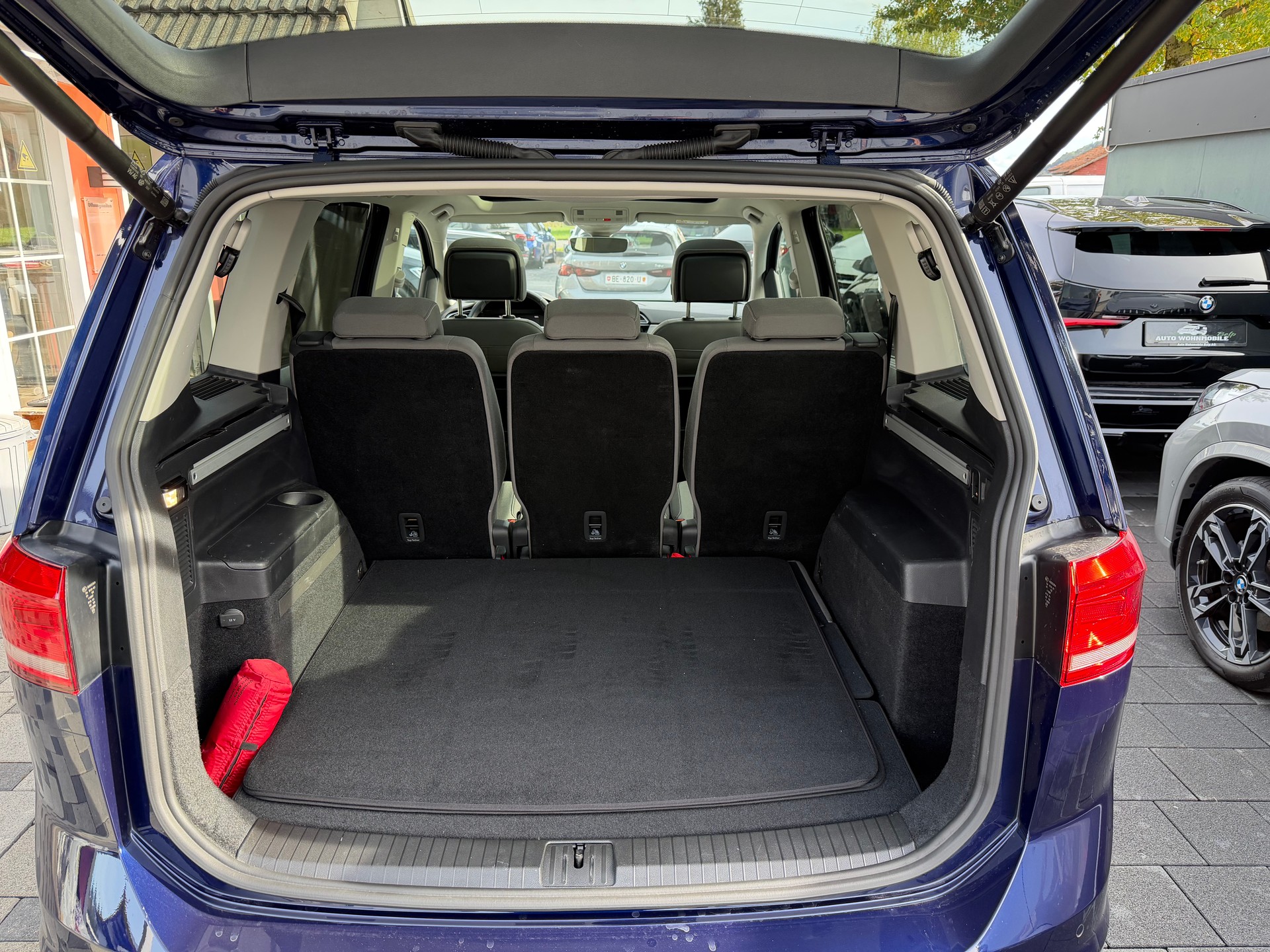 VW Touran 2.0 TDI BlueMotion Technology Comfortline DSG-image-30