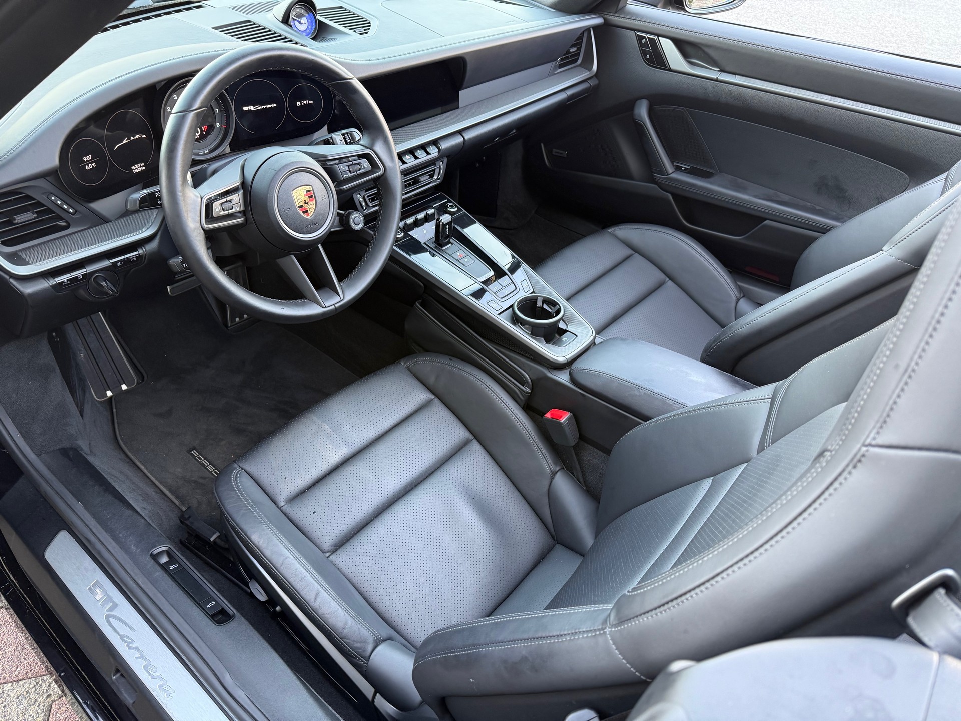 PORSCHE 911 Carrera Cabriolet PDK-image-10