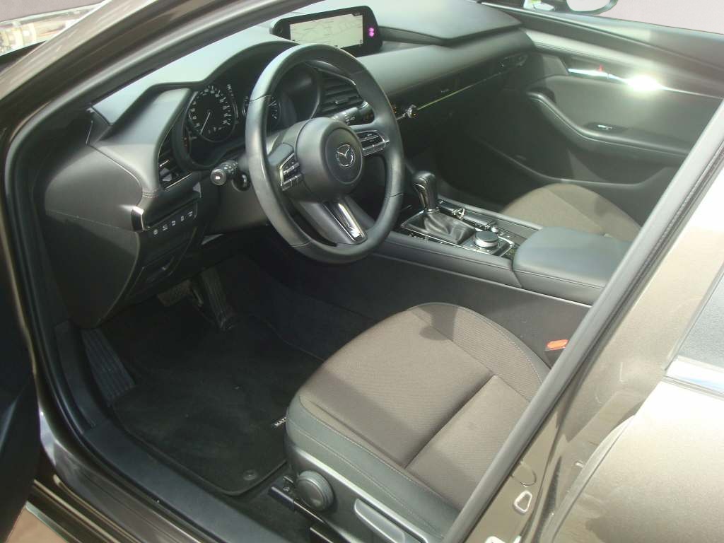 MAZDA 3 Hatchback 2.0 122 Revolution-showroom-element-3