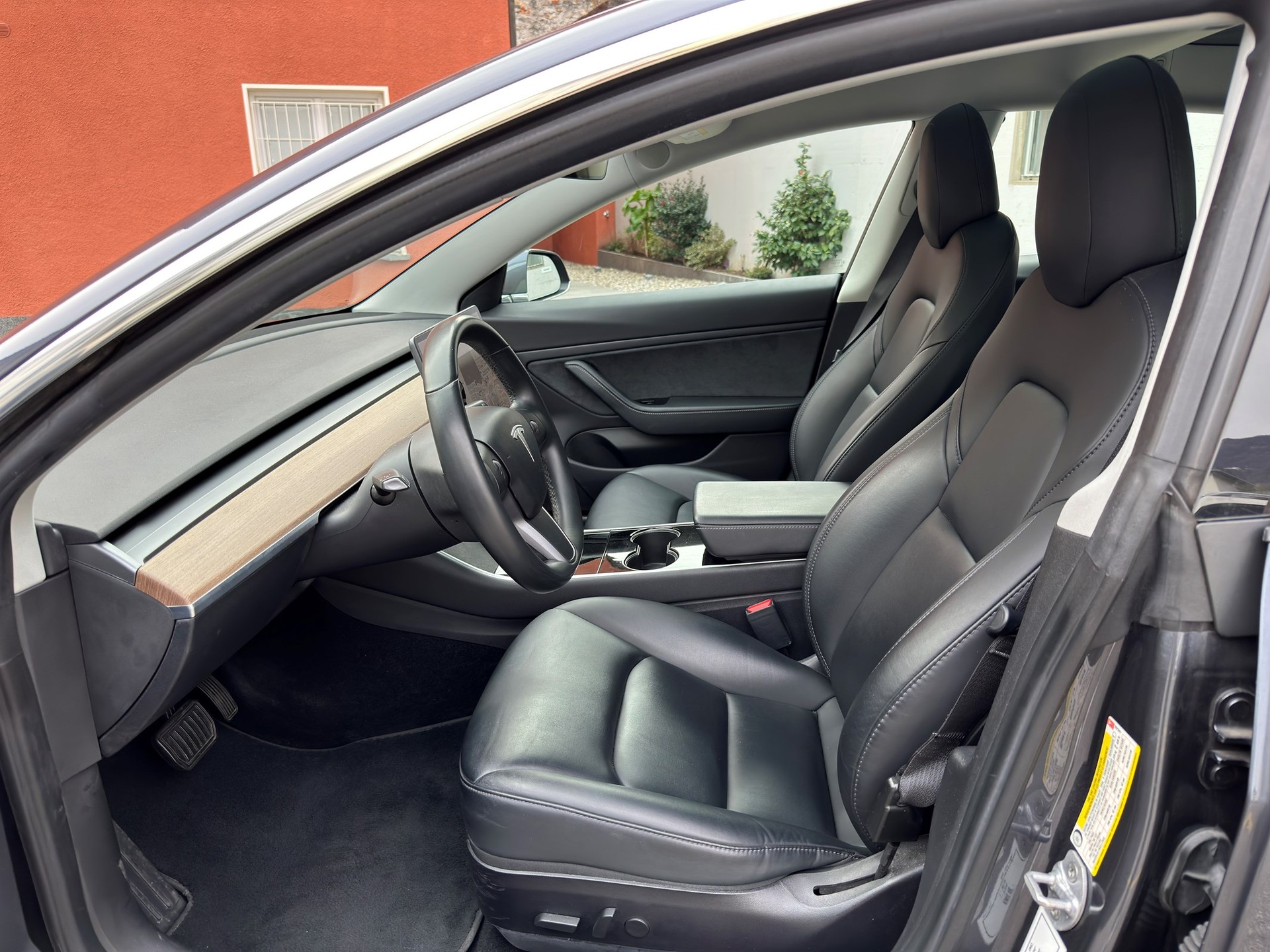 TESLA Model 3 Long Range Dual Motor AWD (4x4), AP3, FSD-image-5