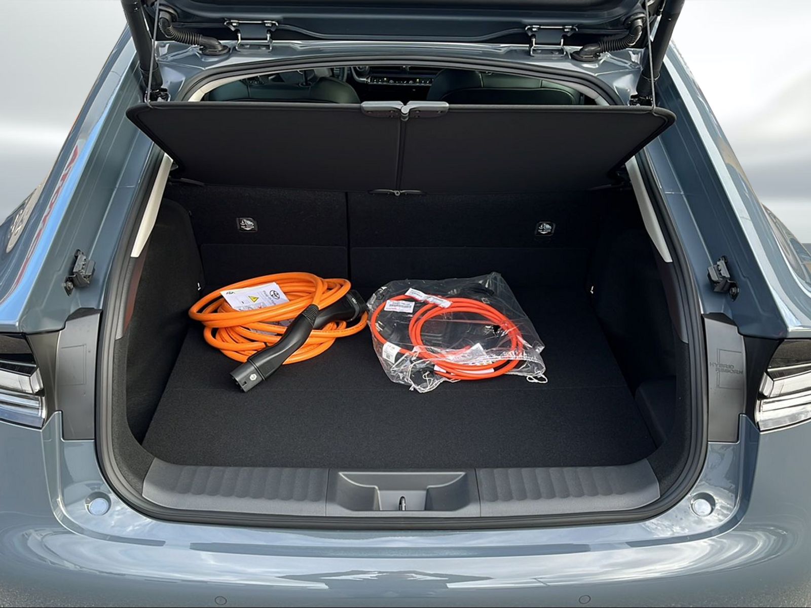 TOYOTA Prius 2,0 VVT-i Plug-in Hybrid Premium-image-6