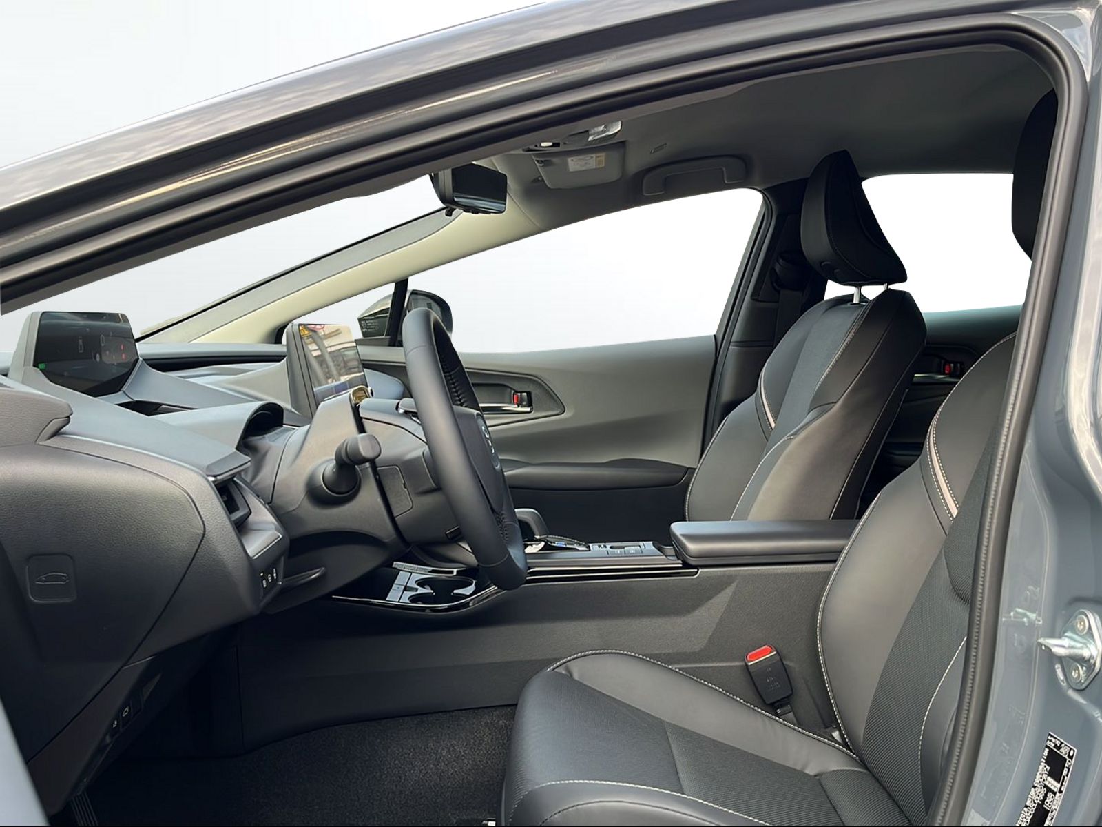 TOYOTA Prius 2,0 VVT-i Plug-in Hybrid Premium-image-7