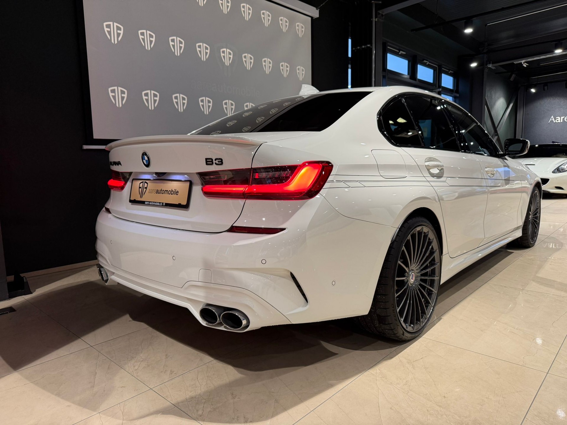BMW-ALPINA B3 BiTurbo 3.0 xDrive Switch-Tronic-image-4