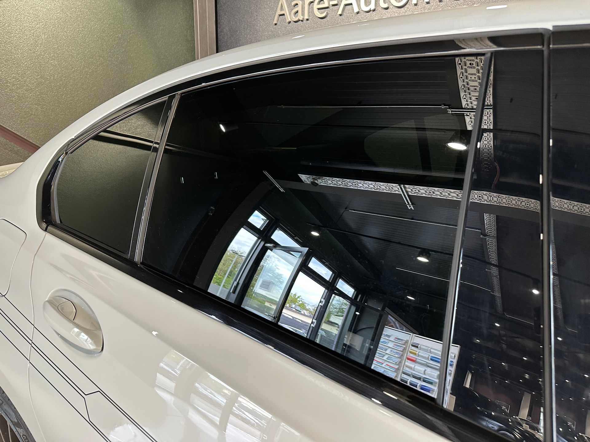 BMW-ALPINA B3 BiTurbo 3.0 xDrive Switch-Tronic-image-11
