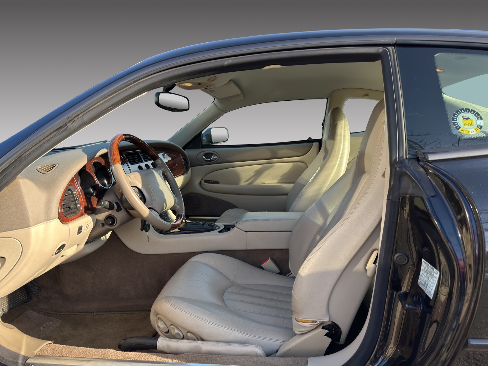 JAGUAR XKR S/C-image-6