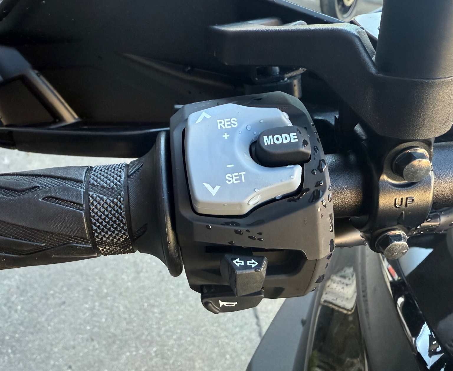 SUZUKI DL 1050 A V-Strom-image-3
