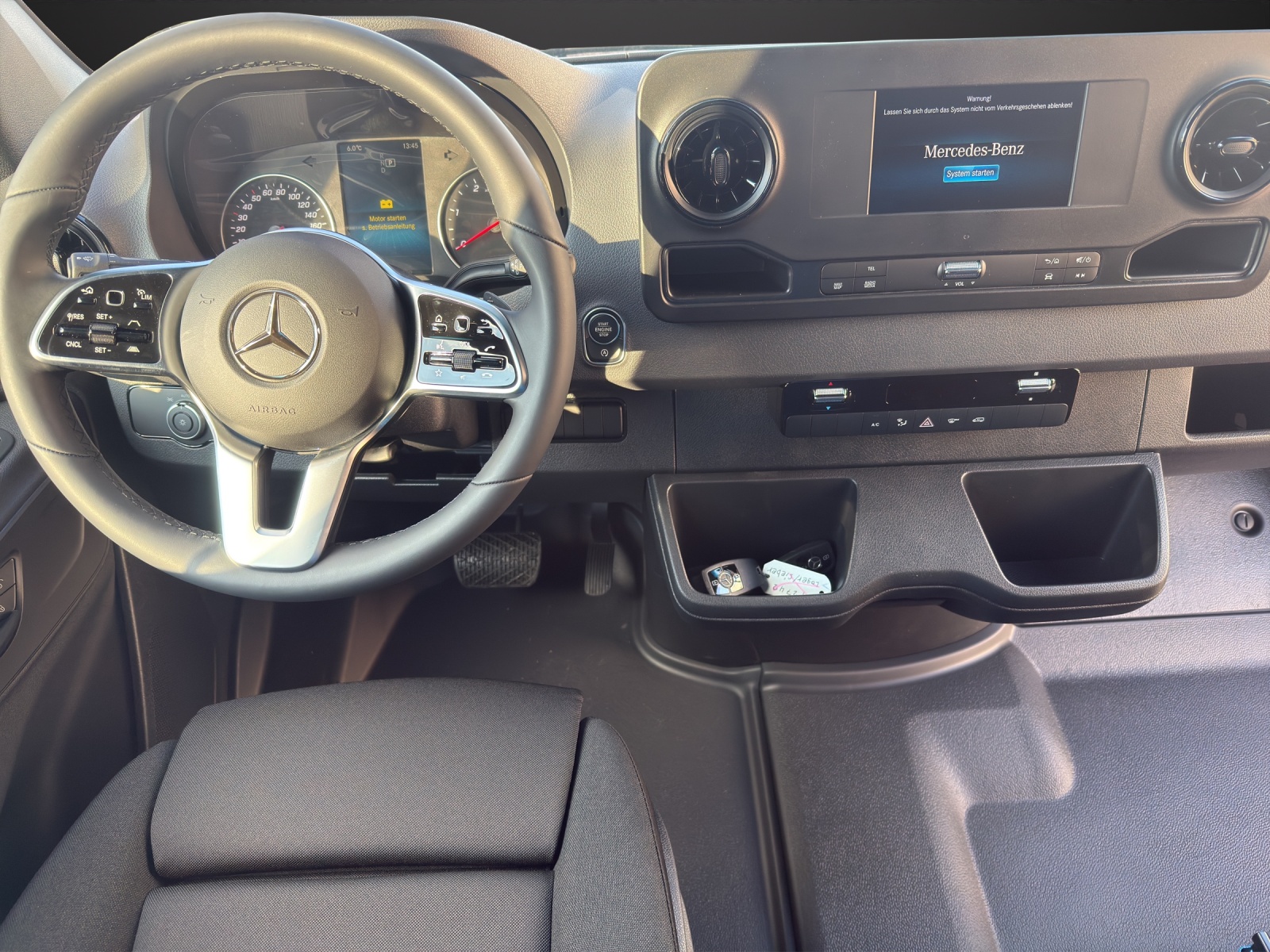 MERCEDES-BENZ Sprinter 317 CDI Lang 9G-TRONIC-image-8