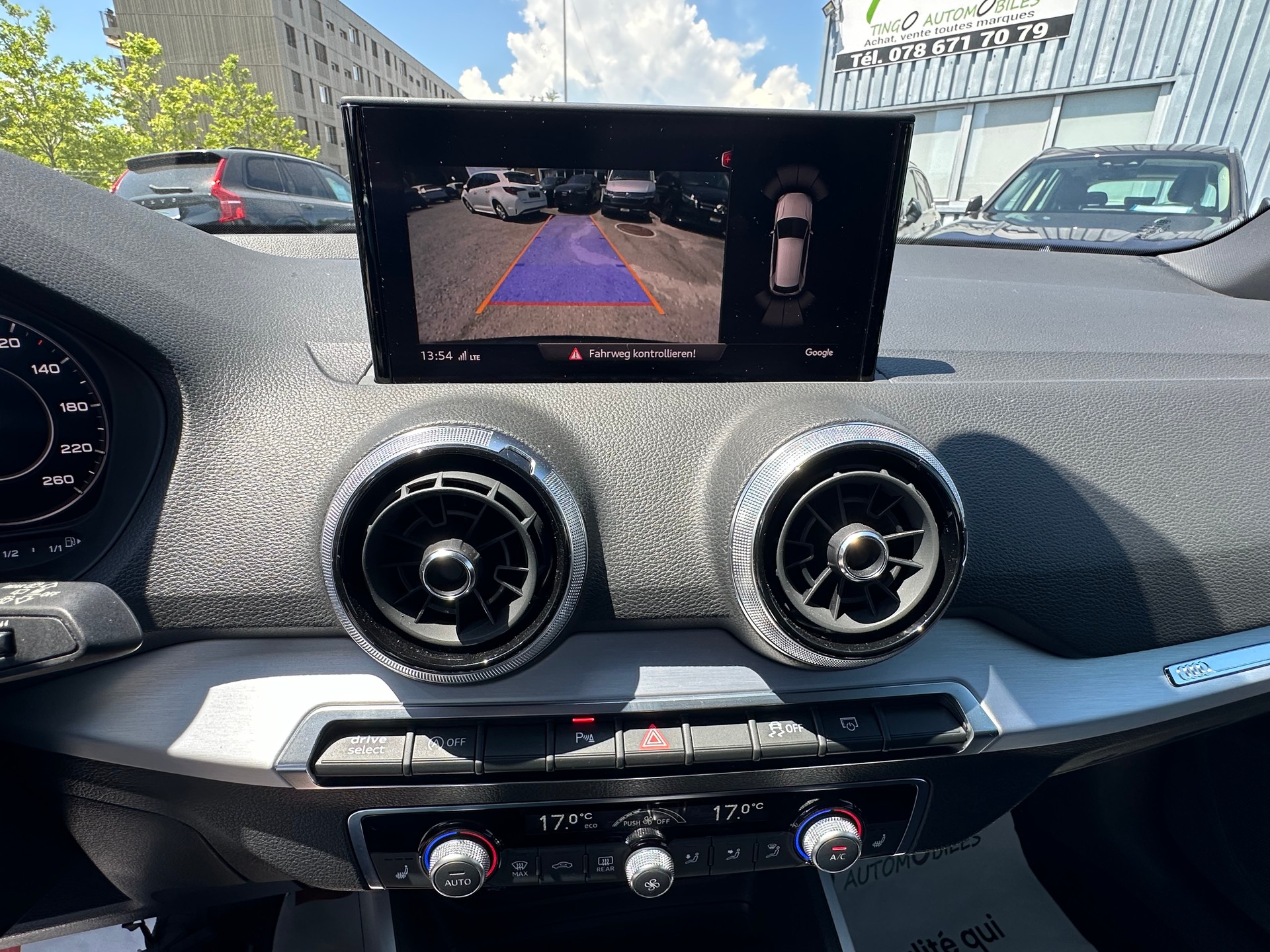 AUDI Q2 35 TFSI S line S-tronic-image-13